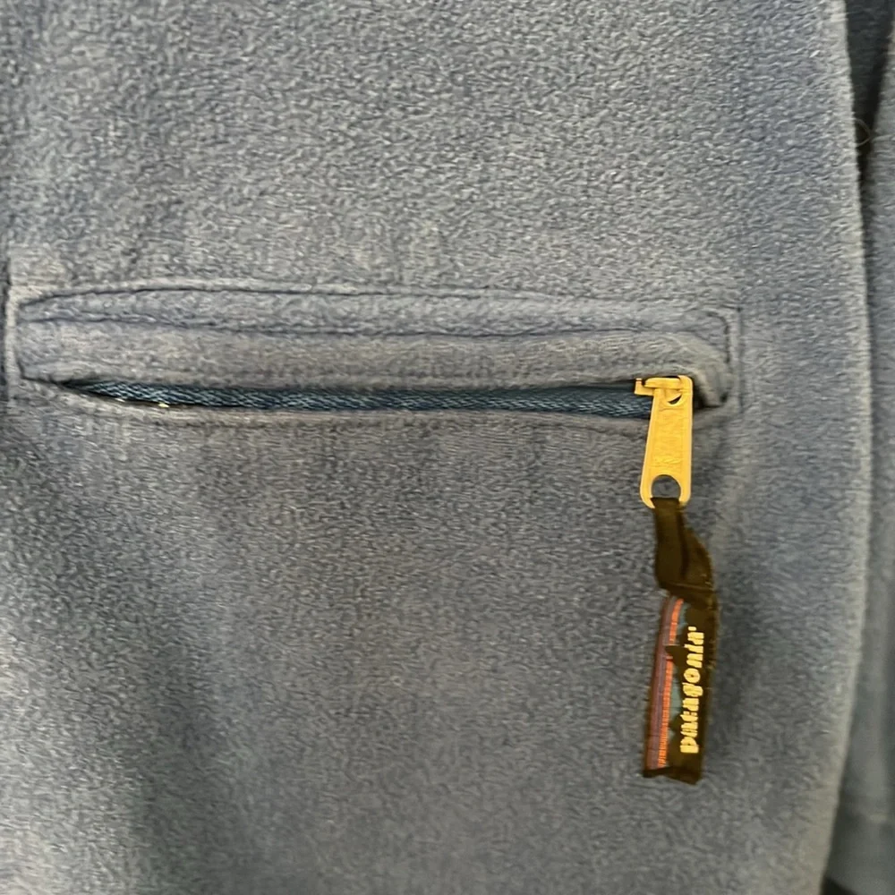 Patagonia boys large blue long sleeve fleece Shirt